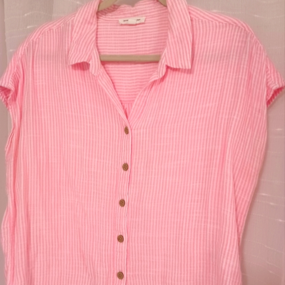 Pink blouse